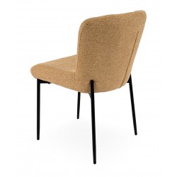 SILLA TAPIZADA EN POLIÉSTER ANTIMANCHAS ZOEY PARA COMEDOR ESTILO MODERNO