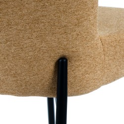 SILLA TAPIZADA EN POLIÉSTER ANTIMANCHAS ZOEY PARA COMEDOR ESTILO MODERNO