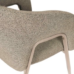 SILLA TAPIZADA ANNELI CON PATAS COLOR BEIGE PARA COMEDOR DE ESTILO CONTEMPORÁNEO