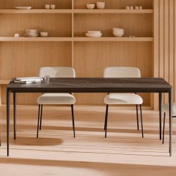 MESA DE COMEDOR PORCELÁNICA NEGRA ARYA PARA COMEDOR DE ESTILO MODERNO