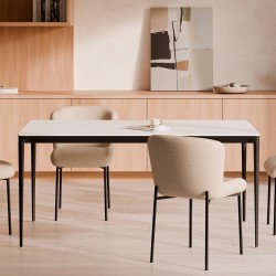 MESA DE COMEDOR PORCELÁNICA BLANCA ARYA PARA COMEDOR DE ESTILO ACTUAL