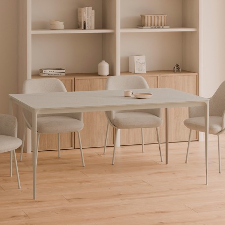 MESA DE COMEDOR PORCELÁNICA TRAVERTINO ARYA PARA COMEDOR DE ESTILO NATURAL