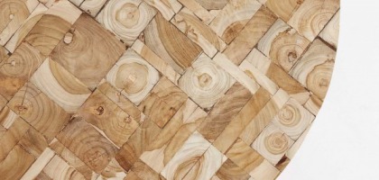 Mesas de teca, naturalidad y elegancia